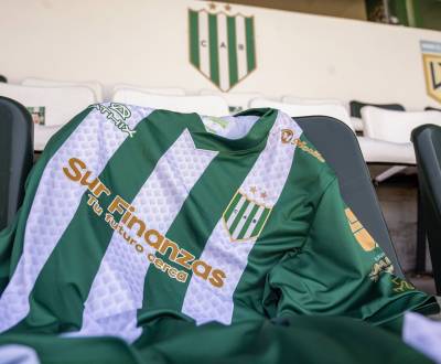 banfield_2024_athix_home_and_away_kits_l.jpeg