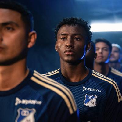 millonarios_2024_adidas_home_kit_c.jpeg
