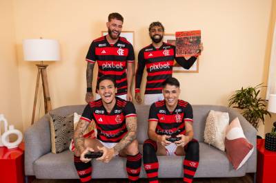flamengo_2024_25_adidas_home_kit_b.jpeg
