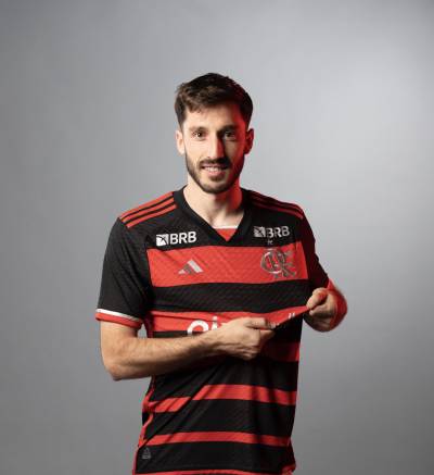 flamengo_2024_25_adidas_home_kit_d.jpeg