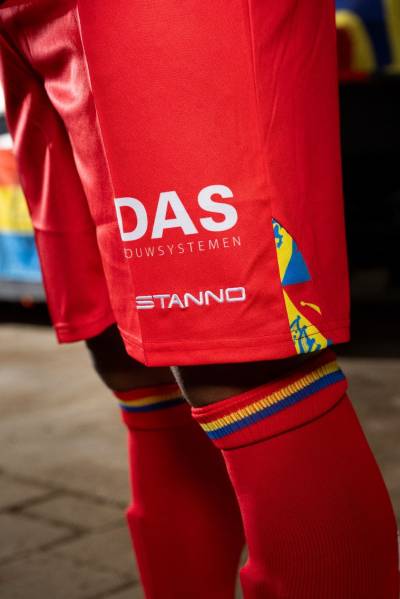 rkc_waalwijk_2024_stanno_carnival_shirt_h.jpeg