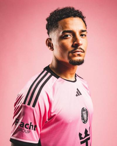 inter_miami_2024_25_adidas_home_kit_1.jpeg