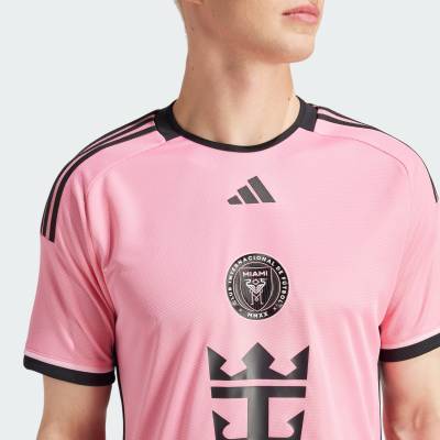 inter_miami_2024_25_adidas_home_kit_f1.jpg