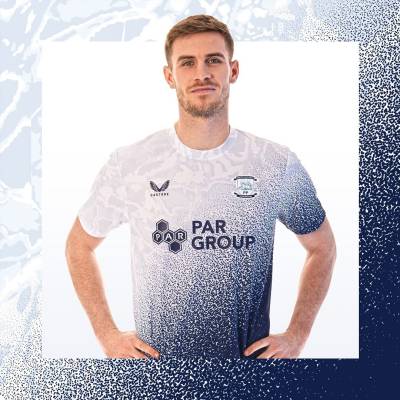 preston_north_end_2024_sir_tom_finney_shirt_b.jpeg