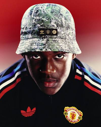 adidas_originals_x_manchester_united_stone_roses_are_red_collection_4.jpg