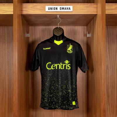 union_omaha_2024_hummel_home_kit_1.jpg
