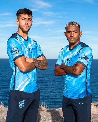 guillermo_brown_2024_coach_home_away_kit_6.jpg