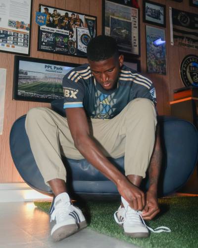philadelphia_union_2024_25_adidas_home_kit_c.jpeg