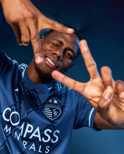 sporting_kansas_city_2024_25_adidas_away_kit_e.jpeg