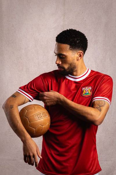 bristol_city_1974_heritage_kit_02.jpeg