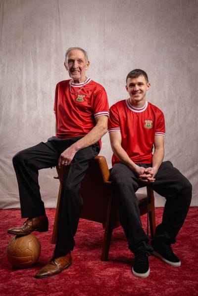 bristol_city_1974_heritage_kit_05.jpeg
