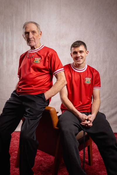 bristol_city_1974_heritage_kit_06.jpeg