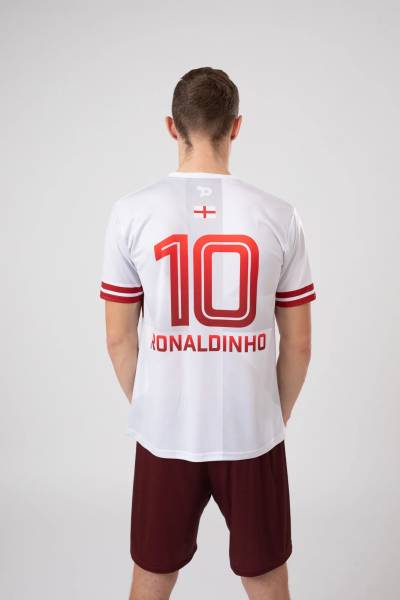 ronaldinho_by_dryworld_review_j.jpg