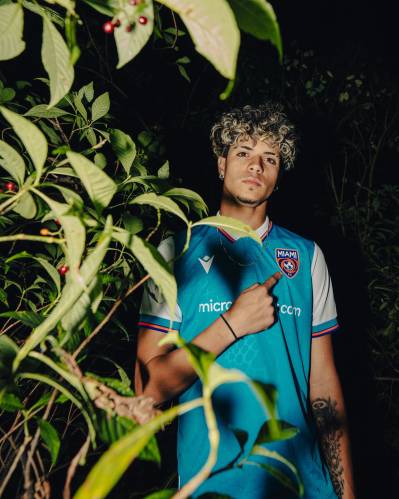 miami_fc_2024_25_macron_home_kit_1d.jpeg