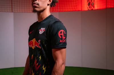 rb_leipzig_2024_on_fire_kit_e.jpeg