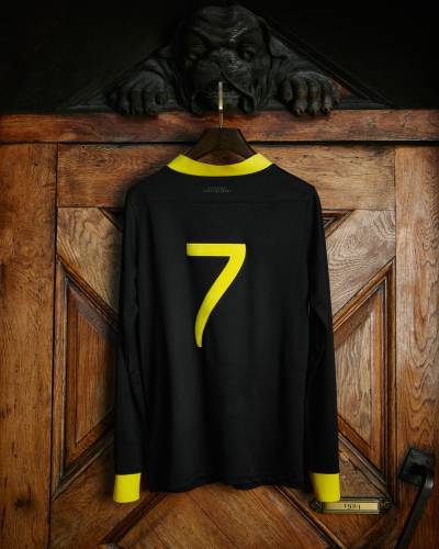 aik_fotboll_2024_nike_1924_edition_shirt_e.jpeg