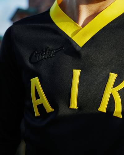 aik_fotboll_2024_nike_1924_edition_shirt_f.jpeg