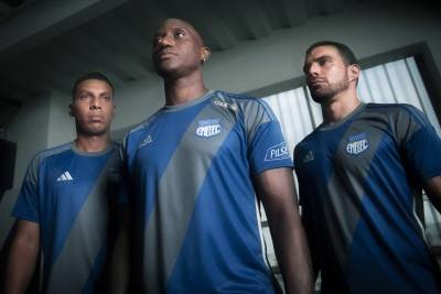 club_sport_emelec_2024_adidas_home_kit_a.jpeg