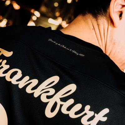 eintracht_frankfurt_2024_nike_125th_anniversary_shirt_f.jpg