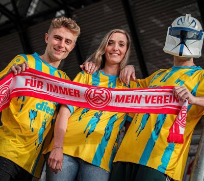 rot_weiss_essen_2024_special_edition_shirt_a2.jpeg