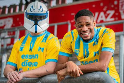 rot_weiss_essen_2024_special_edition_shirt_d.jpeg