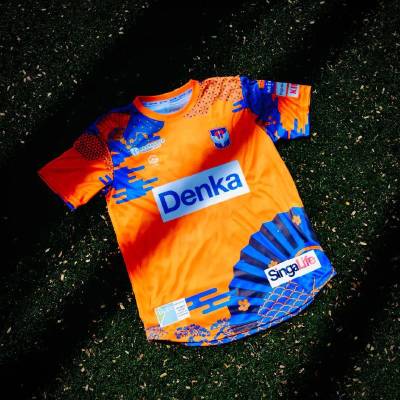 albirex_niigata_singapore_2024_fifty50_home_kit_e.jpg