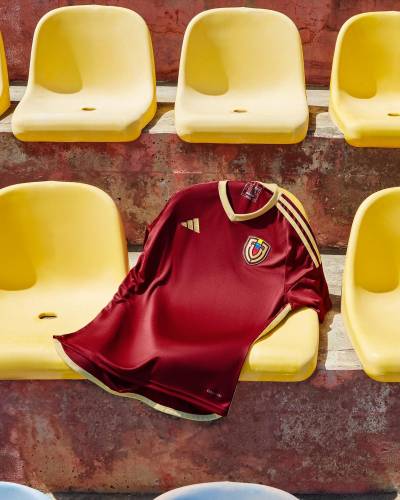 venezuela_2024_adidas_home_kit_b.jpeg