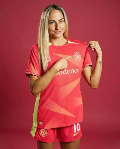 portland_thorns_2024_nike_home_and_away_kits_a_4.jpeg