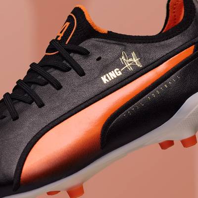 puma_king_ultimate_cruyff_fg_ag_black_white_rickie_orange_gold_frosted_ivory_08.jpg