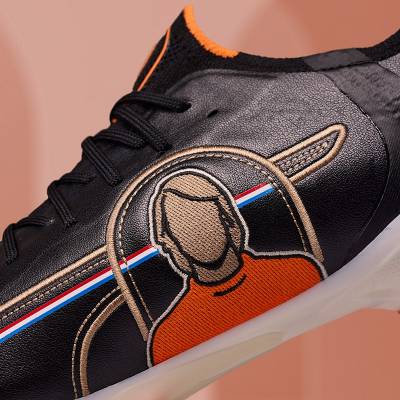 puma_king_ultimate_cruyff_fg_ag_black_white_rickie_orange_gold_frosted_ivory_10.jpg