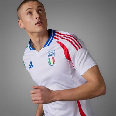 italy_2024_adidas_away_shirt_c.jpg