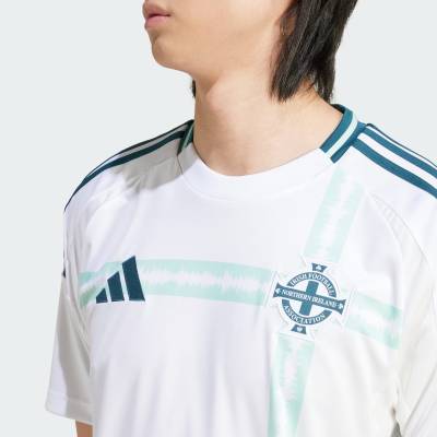 northern_ireland_2024_adidas_away_kit_f1.jpg