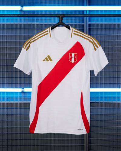 peru_2024_adidas_home_kit_e.jpeg