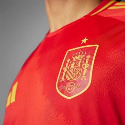 spain_2024_adidas_home_shirt_e1.jpg