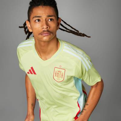 spain_2024_adidas_away_shirt_c1.jpg
