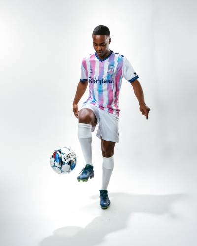 forward_madison_2024_hummel_away_kit_c.jpeg