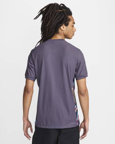 england_2024_nike_away_kit_02.jpeg