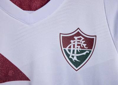 fluminense_2024_umbro_away_kit_c3.jpeg