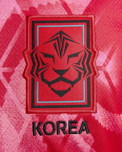south_korea_2024_nike_home_kit_4.jpeg