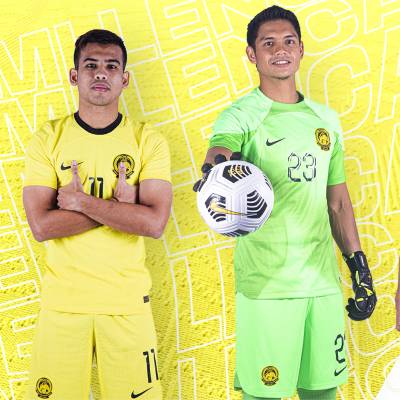malaysia_2022_2023_home_kit_6.jpeg