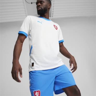 czech_republic_2024_puma_away_kit_2.jpeg