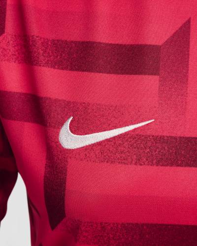 england_2024_nike_pre_match_shirt_siren_red_blue_void_white_5.jpeg