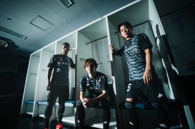 yokohama_f_marinos_2024_adidas_special_edition_shirt_a.jpeg