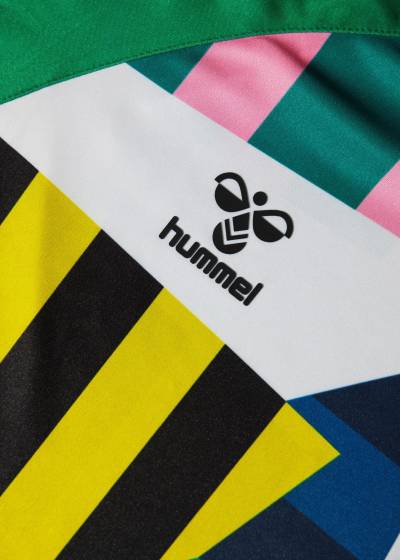 real_betis_2024_hummel_fiestas_de_primavera_pre_match_shirt_e.jpg