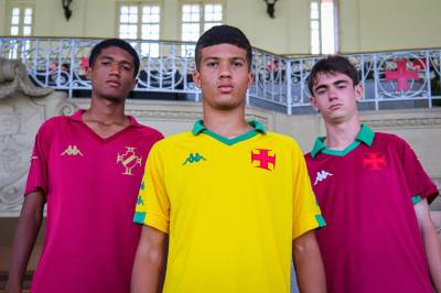 vasco_da_gama_2022_kappa_supporters_shirts_a.jpeg