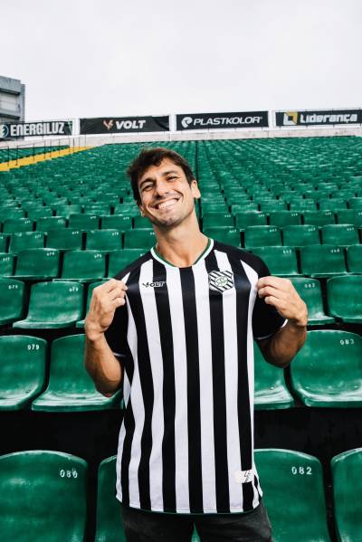 figueirense_2024_volt_home_kit_a.jpeg