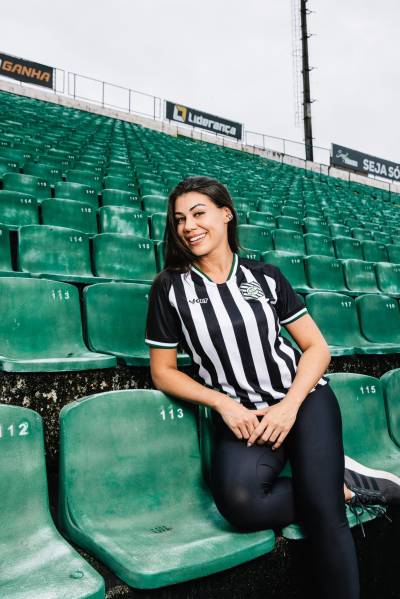 figueirense_2024_volt_home_kit_b.jpeg