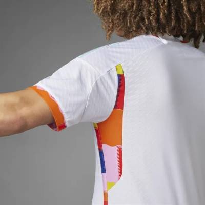 belgium_2022_away_kit_9_2.jpg