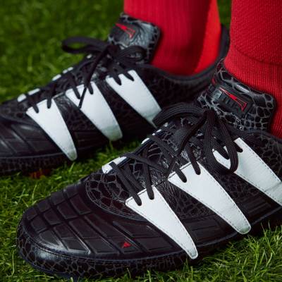 adidas_predator_94_fg_core_black_cloud_white_vivid_red_e1.jpg