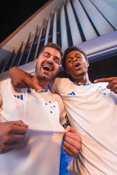 cruzeiro_2024_25_adidas_away_kit_b.jpeg